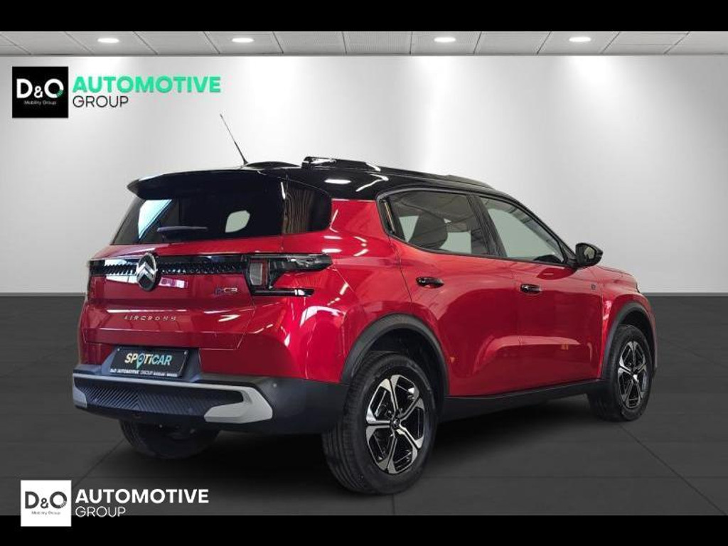 50722177-2.jpg