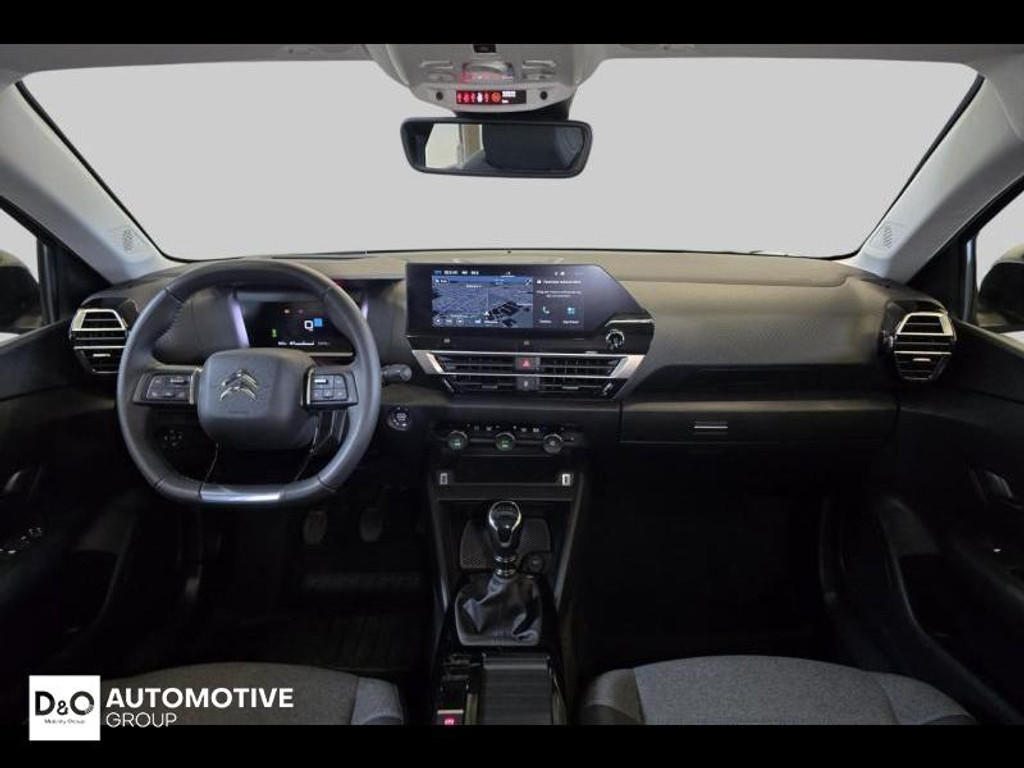 53030089-1.jpg