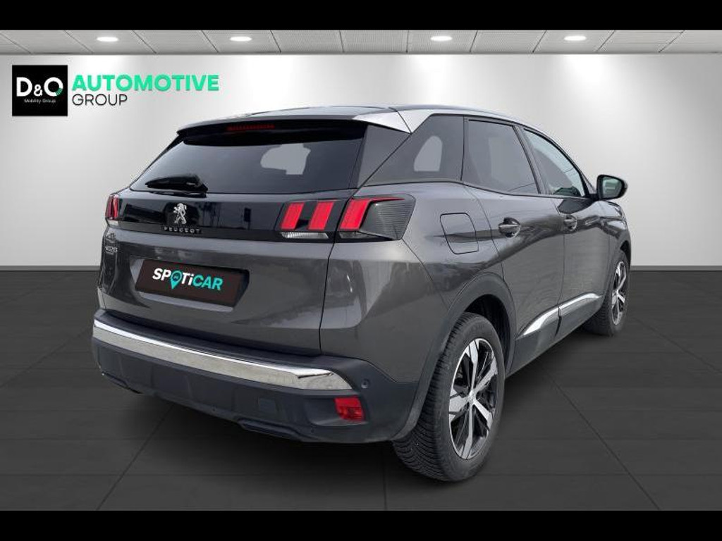 53034063-2.jpg