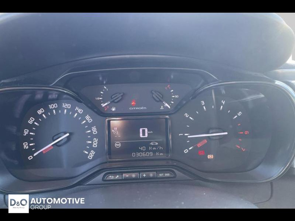 53039018-1.jpg