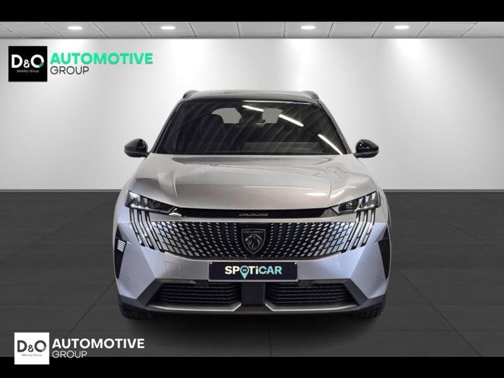 53583951-4.jpg