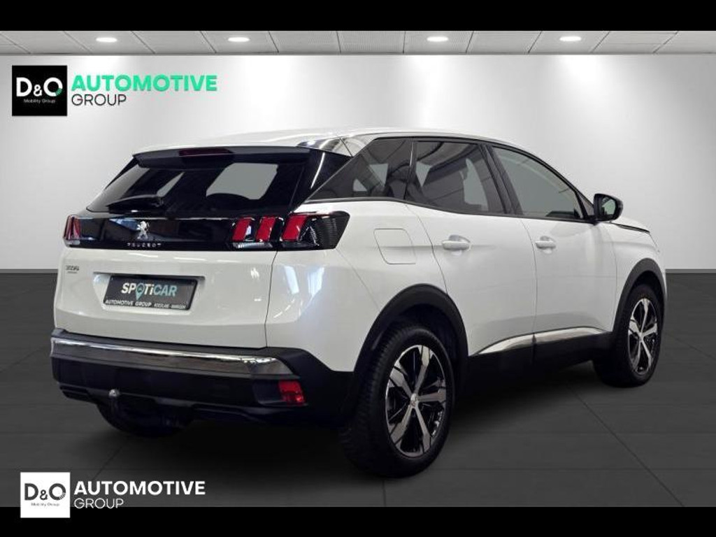 54299797-2.jpg