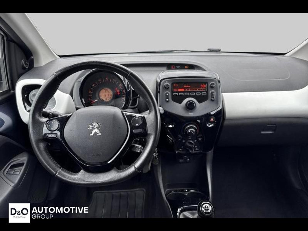 54410768-1.jpg