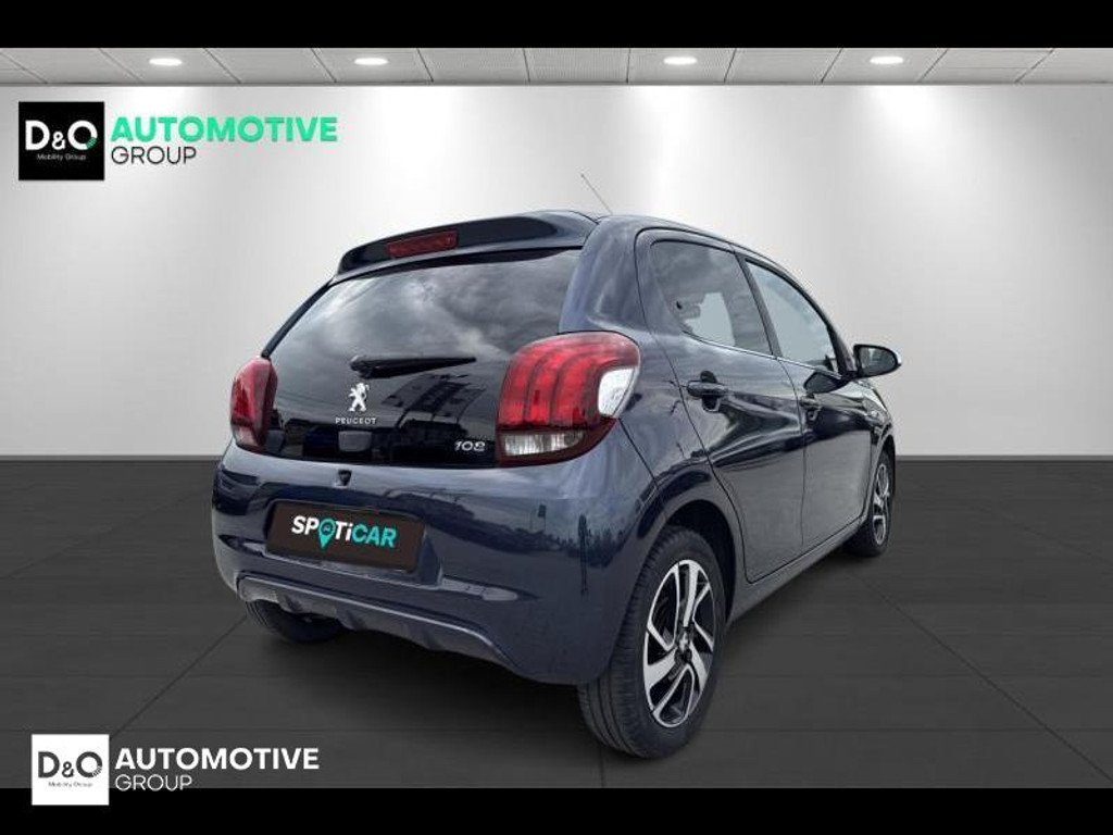 54410768-2.jpg