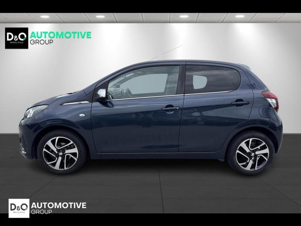 54410768-3.jpg