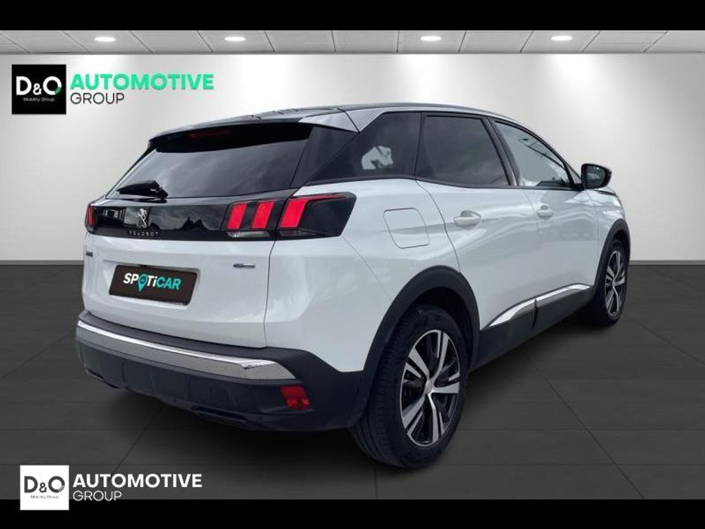 54543494-2.jpg