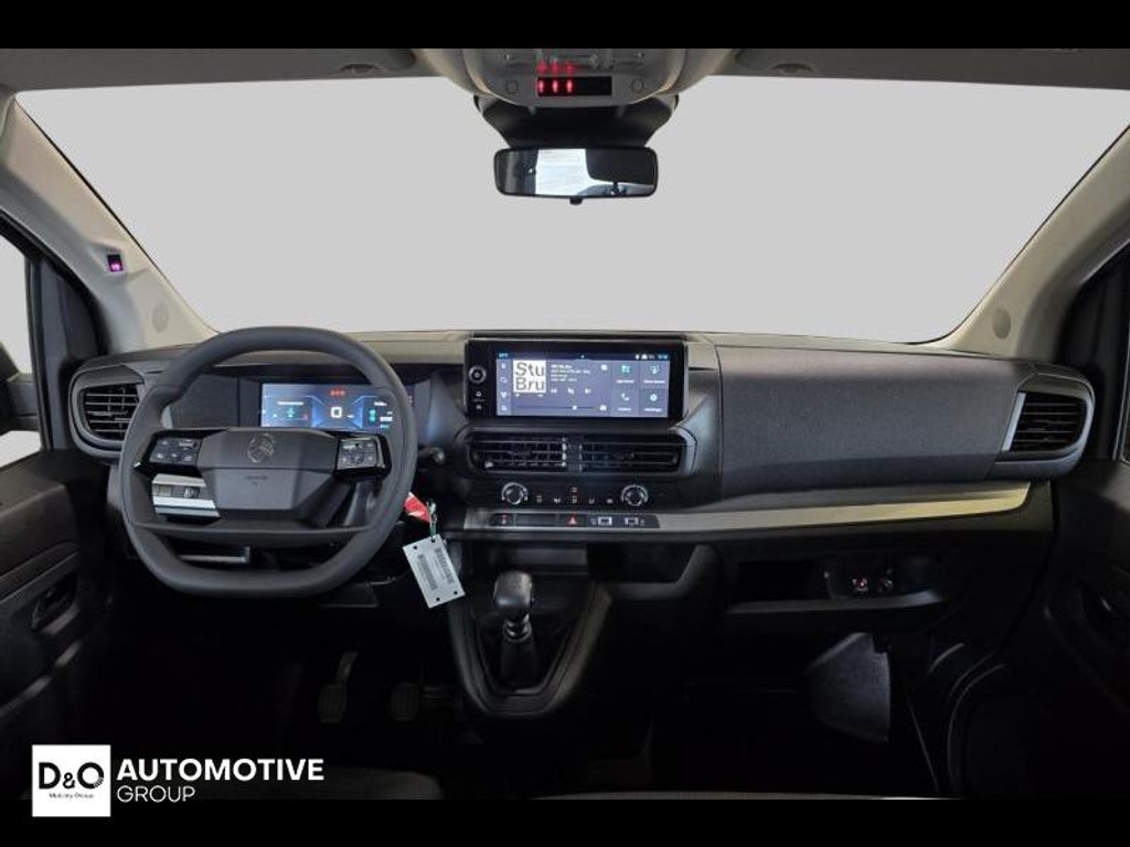 54687103-1.jpg