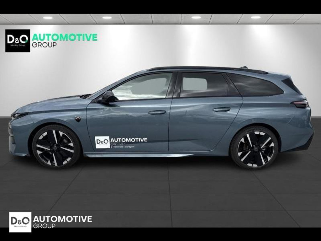 54926560-3.jpg