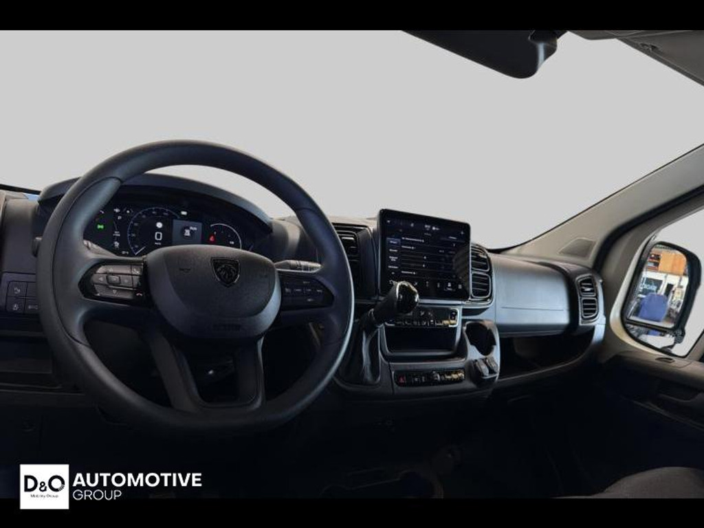 55836803-1.jpg