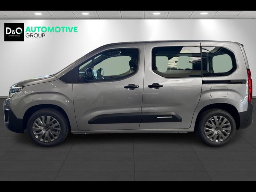 56274931-3.jpg