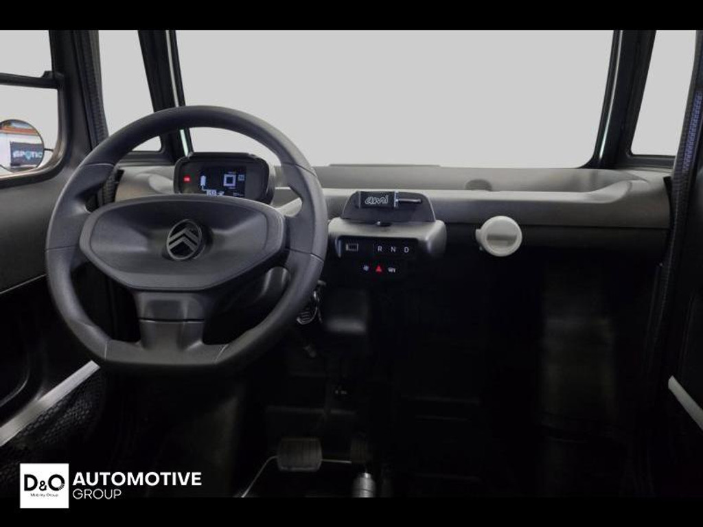 56467835-1.jpg
