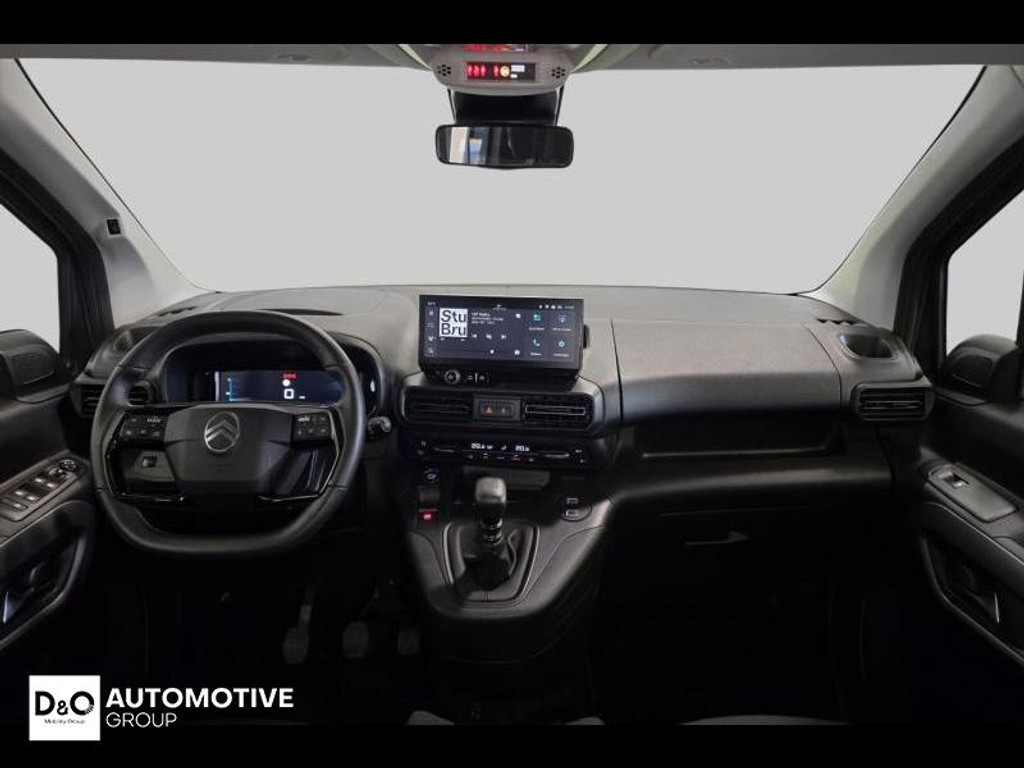 56648954-1.jpg