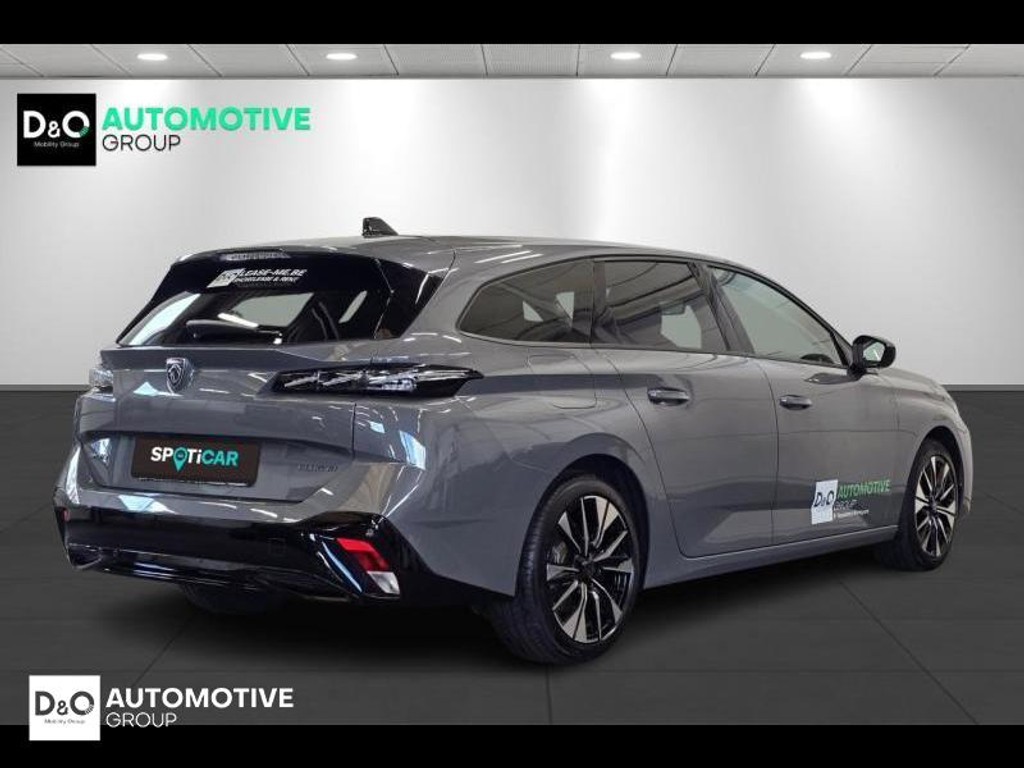 56739749-2.jpg