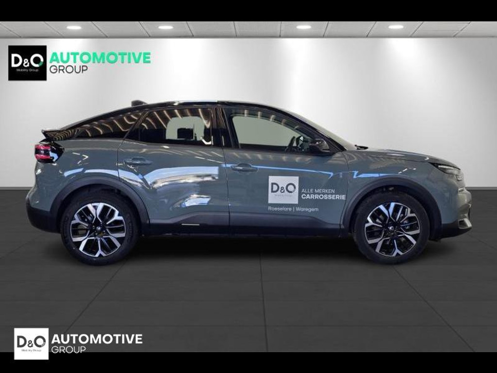 56965088-3.jpg