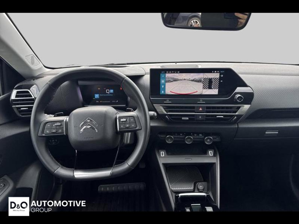 56972938-1.jpg