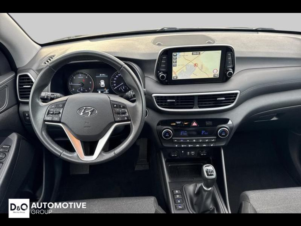 57088835-1.jpg