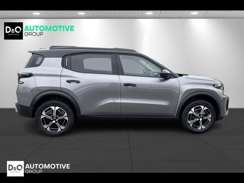 57290478-3.jpg
