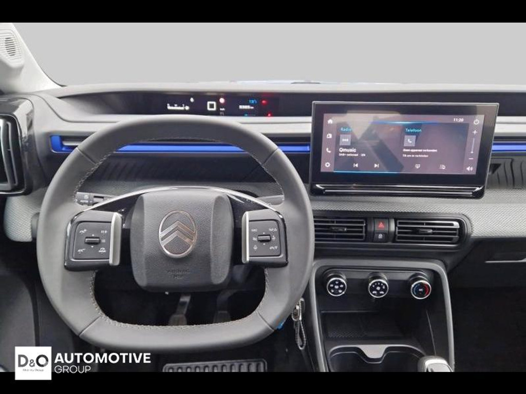 57319718-1.jpg